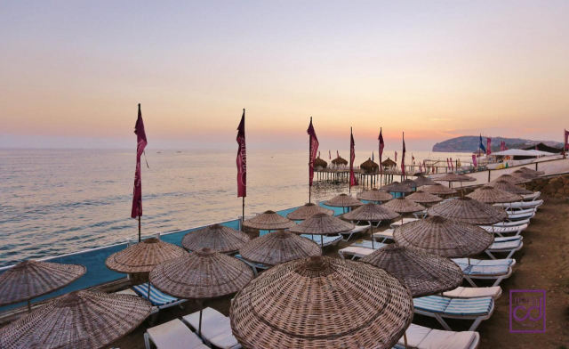 ULTRA LAST MINUTE ANTALYA 5***** ULTRA  ALL INCLUSIVE CLUB HOTEL  ZBOR CHARTER DIN  BUCURESTI CU TAXE INCLUSE
