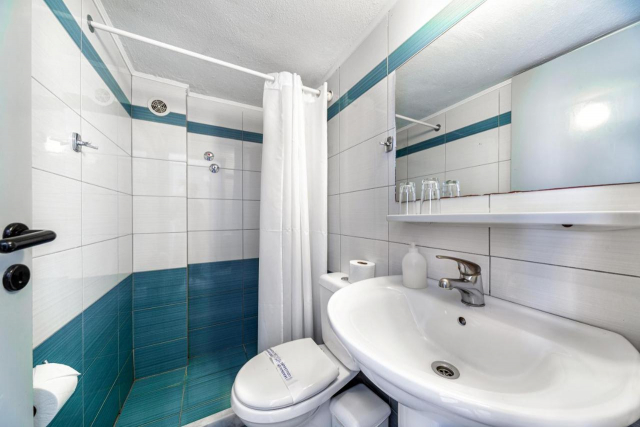ULTRA LAST MINUTE INSULA CRETA 2 ** DEMEIPENSIUNE IRO HOTEL ZBOR CHARTER DIN OTOPENI CU TAXE INCLUSE