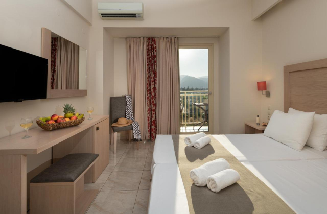 ULTRA LAST MINUTE INSULA CRETA MARILENA HOTEL 4**** ALL INCLUSIVE ZBOR CHARTER DIN TARGUM MURES/Brasov/Sibiu CU TAXE INCLUSE