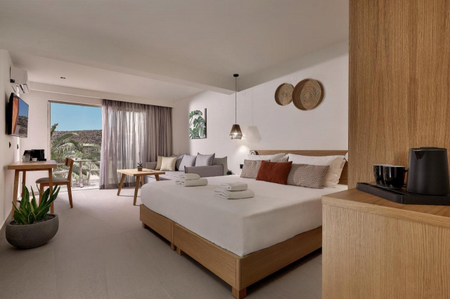 ULTRA LAST MINUTE INSULA CRETA ENORME SANTANA ISLAND  4**** DEMIPENSIUNE  ZBOR CHARTER DIN OTOPENI CU TAXE INCLUSE