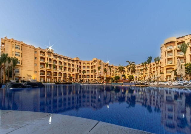 ULTIMELE LOCURI HURGHADA, AVION DIN BUCURESTI, LA HOTEL TROPITEL SAHL HASHEESH 5*, TARIF DE 863 EURO/PERS, EAI!