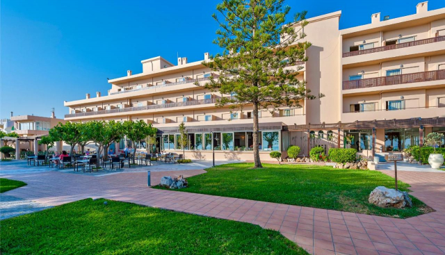 ULTRA LAST MINUTE INSULA CRETA 4****DEMIPENSIUNE SANTA MARINA BEACH ZBOR CHARTER CU TAXE INCLUSE