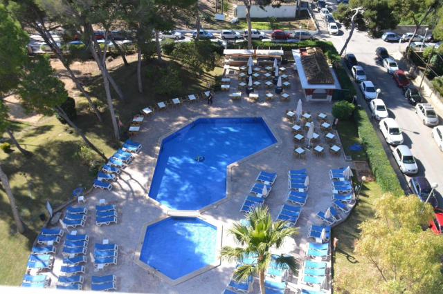 ULTRA LAST MINUTE PALMA DE MALLORCA 4**** PABISA SOFIA DEMIPENSIUNE ZBOR DIRECT DIN OTOPENI CU TAXE INCLUSE
