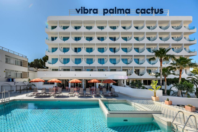 ULTRA LAST MINUTE PALMA DE MALLORCA VIBRA PALMA CACTUS 4**** DEMIPENSIUNE ZBOR DIN OTOPENI/CLUJ NAPOCA CU TAXE INCLUSE