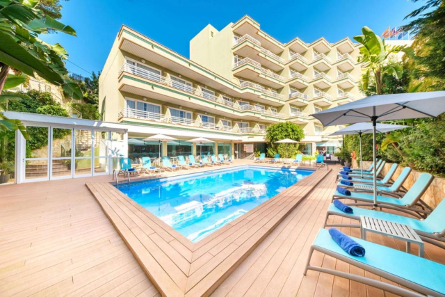 ULTRA LAST MINUTE PALMA DE MALLORCA AQUA BEACH 4**** DEMIPENSIUNE ZBOR CHARTER CU TAXE INCLUSE