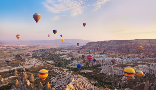 CAPPADOCIA, CELE 40 DE LEGI ALE IUBIRII, AVION DIN TG-MURES, LA HOTEL DE 4*, LA TARIFUL DE 359 EURO/PERS, DEMIPENSIUNE!