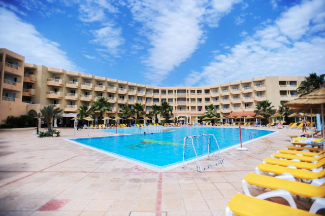 ULTIMELE LOCURI TUNISIA, AVION DIN BUCURESTI, LA HOTEL HOUDA YASMINE HAMMAMET 4*, LA TARIFUL DE 331 EURO/PERS, ALL INCLUSIVE!