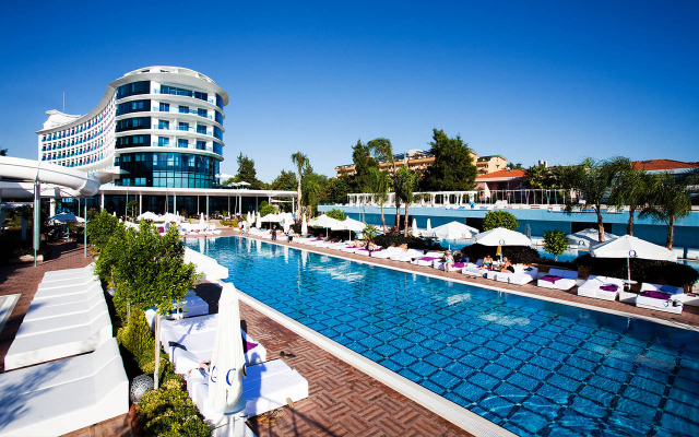 Sejur in Antalya: 700 euro cazare 7 nopti cu Ultra All inclusive+ transport avion+ toate taxele 