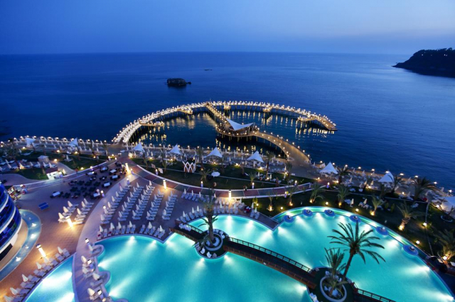 Sejur in Antalya: 775 euro cazare 7 nopti cu Ultra All inclusive+ transport avion+ toate taxele 