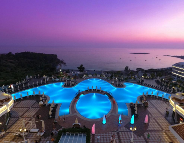 Sejur in Antalya: 675 euro cazare 7 nopti cu Ultra All inclusive+ transport avion+ toate taxele 