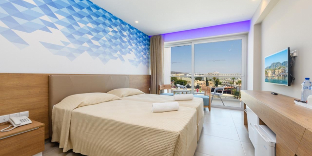 CIPRU - AYIA NAPA  699 EURO / PERS PLECARE DIN BUCURESTI 29.09 - Seasons Hotel - Adults Only