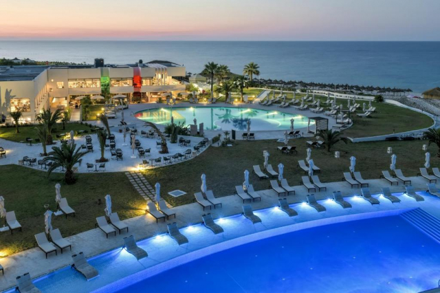 Sejur in Tunisia: 725 euro cazare 7 nopti cu All inclusive+ transport avion+ toate taxele 