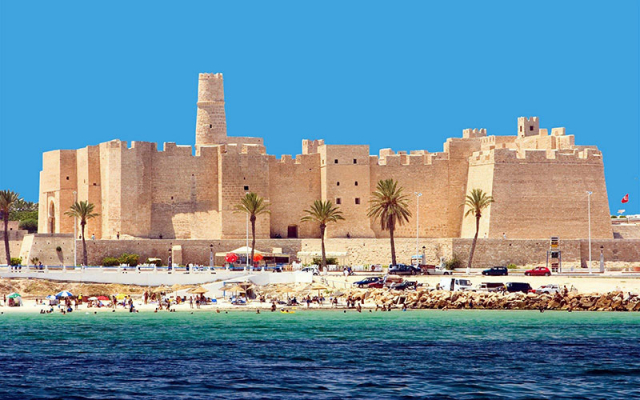 MONASTIR - 7 nopti cazare 5* cu all inclusive + bilet avion Cluj + taxe aeroport + transfer = 699 euro/pers