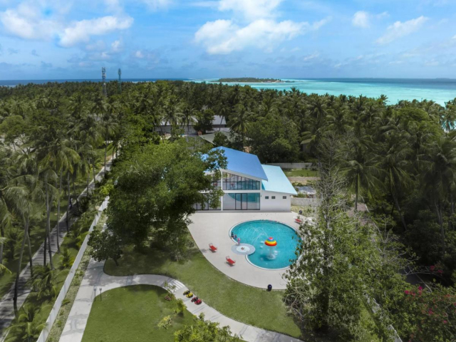 ULTIMELE LOCURI MALDIVE, AVION DIN BUCURESTI, LA HOTEL VILLA PARK SUN ISLAND 4*, LA TARIFUL DE 2998 EURO/PERSOANA, AI!