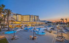 SUPER DEAL TUNISIA HILTON SKANES  MONASTIR BEACH 5 * ALL INCLUSIVE PLECARE IN 04 OCTOMBRIE PRET  776 EURO