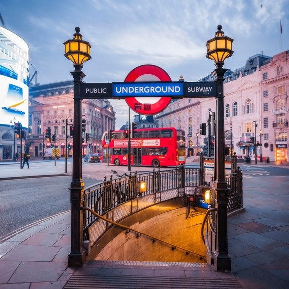 CITY RBEAK LONDRA, zbor din Cluj (SN)