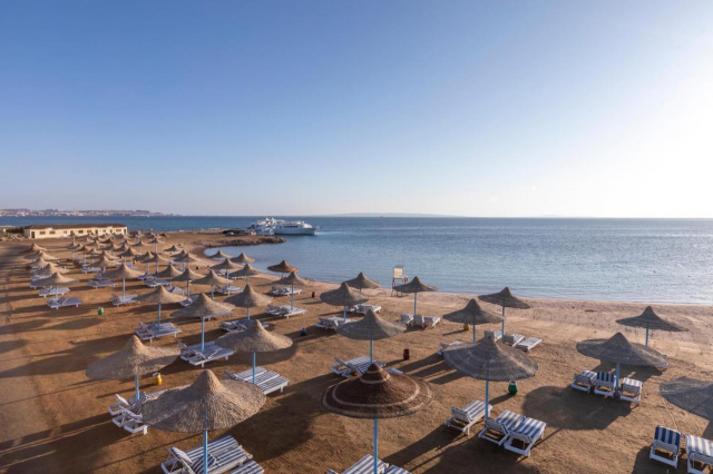ULTRA LAST MINUTE PE PLAJA IN EGIPT 5***** ALL INCLUSIVE ROYAL LAGOON ZBOR CHARTER DIN OTOPENI CU TAXE INCLUSE