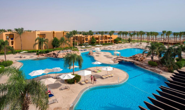 ULTIMELE LOCURI HURGHADA, AVION DIN BUCURESTI, LA HOTEL STELLA DI MARE BEACH MAKADI 5*, LA TARIFUL DE 588 EURO/PERS, AI!