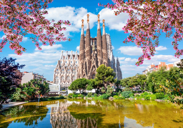 Oferta speciala City Break Barcelona cu plecare din Bucuresti (TB)