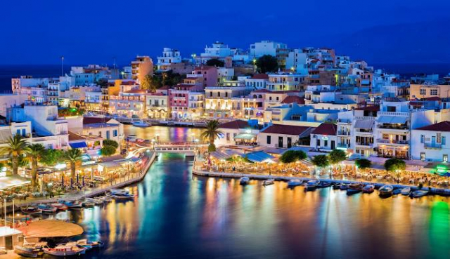 CRETA, UN LABIRINT DE EXPERIENTE UNICE, SENIOR VOYAGE, AVION DIN BUCURESTI, LA HOTEL DE  4*, LA TARIFUL DE 460 EURO/PERS, HB!