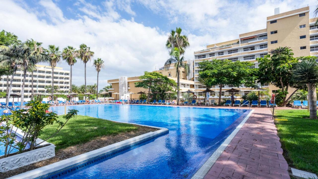 ULTRA LAST MINUTE   TENERIFE 7 NOPTI  4****DEMIPENSIUNE  BLUE SEA PUERTO RESORT  ZBOR DIRECT DIN OTOPENI CU TAXE INCLUSE