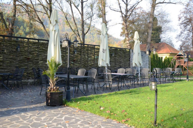 CRACIUN IN MARAMURES Hotel Grădina Morii 3* CAZARE CU PENSIUNE COMPLETA 2250LEI/PERS