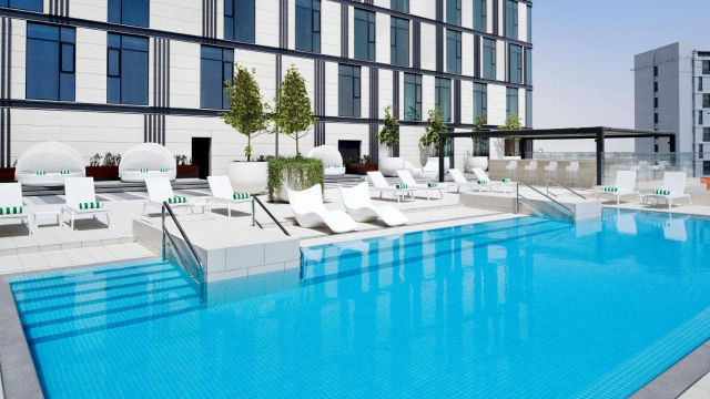 ULTRA LAST MINUTE  LA DUBAI 4**** HOLIDAY INN 7 NOPTI ZBOR DIRECT DIN OTOPENI/CLUJ NAPOCA  CU TAXE INCLUSE