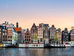 CITY BREAK DE CRACIUN IN AMSTERDAM! 3 NOPTI CU PLECARE DIN BUDAPESTA (AA)