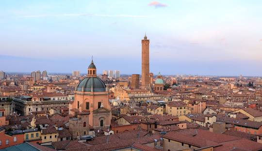 SUPER CITY BREAK IN BOLOGNA, ✈CU PLECARE DIN CLUJ-NAPOCA ✈(CPI)