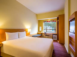 SUPER DEAL DUBAI DE 1 DECEMBRIE IBIS MALL OF THE EMIRATES 3* MIC DEJUN PLECARE IN 30 NOIEMBRIE PRET 649 EURO