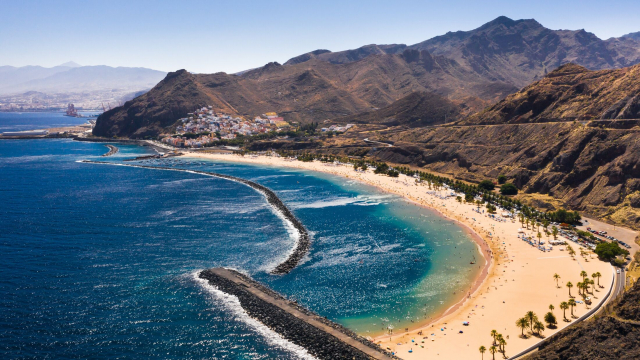 Sejur de 9 nopti la plaja in Tenerife la doar 650 euro,avion din Bucuresti!!!Complejo Blue Sea Puerto Resort 4*