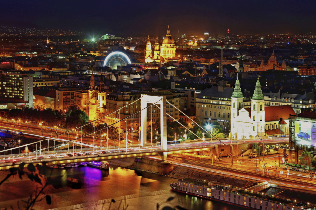 City break la Budapesta la doar 197 euro,avion din Tg Mures !!! Ultimele 4 locuri