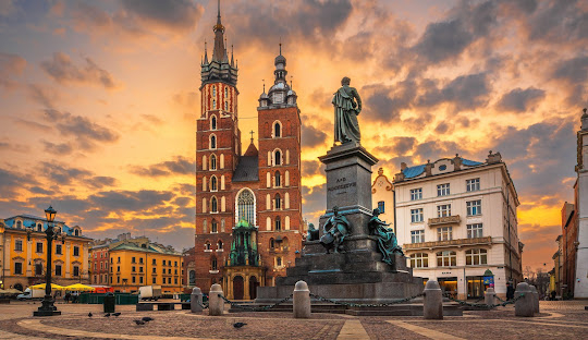 SUPER OFERTA!!! CITY BREAK IN CRACOVIA, CU PLECARE DIN BUCURESTI (CPI)