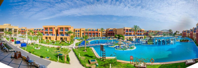 ULTIMELE LOCURI HURGHADA, AVION DIN BUCURESTI, LA HOTEL TITANIC PALACE 5*, LA TARIFUL DE 619 EURO/PERSOANA, UAI!