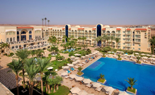 Sejur in Hurghada: 925 euro cazare 7 nopti cu Ultra All inclusive+ transport avion+ toate taxele