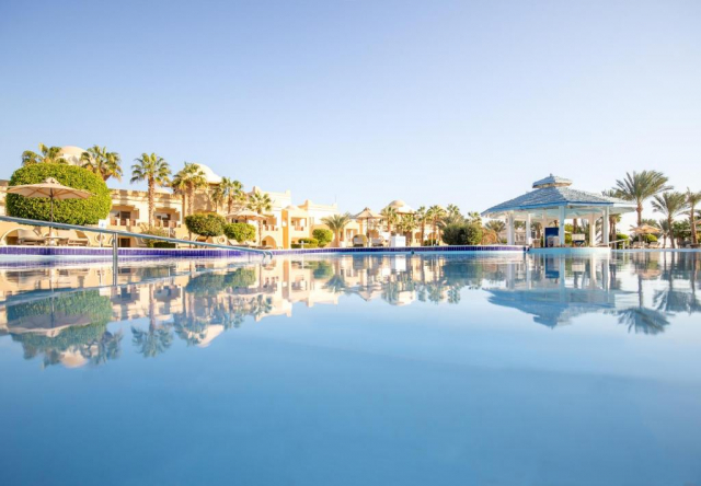 Sejur in Hurghada: 550 euro cazare 7 nopti cu Ultra All inclusive+ transport avion+ toate taxele