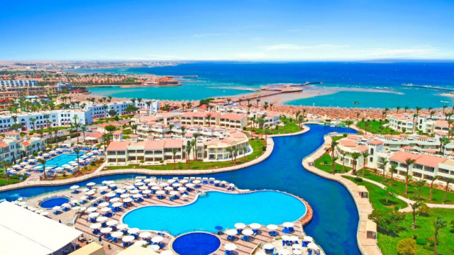 Sejur in Hurghada: 625 euro cazare 7 nopti cu All inclusive+ transport avion+ toate taxele