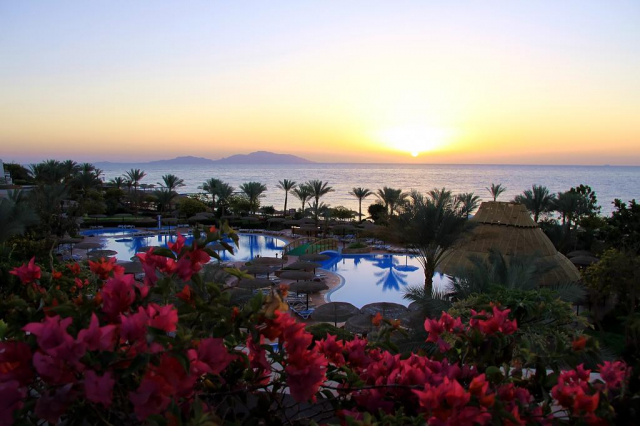 Revelion in Sharm El Sheikh: 700 euro cazare 7 nopti cu All inclusive+ transport avion+ toate taxele