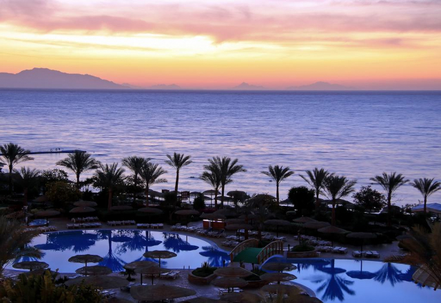 Revelion in Sharm El Sheikh: 700 euro cazare 7 nopti cu All inclusive+ transport avion+ toate taxele