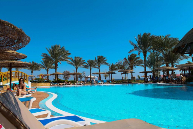 Revelion in Sharm El Sheikh: 1150 euro cazare 7 nopti cu All inclusive+ transport avion+ toate taxele