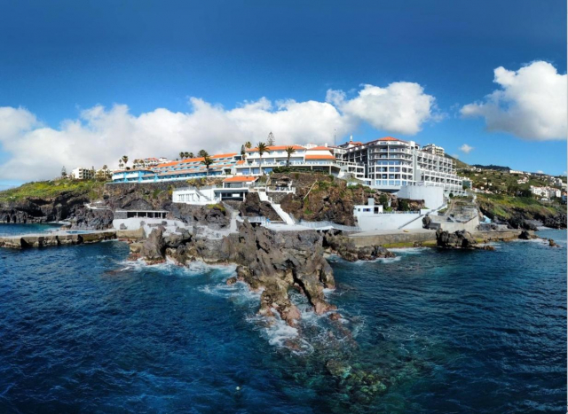 ULTIMELE LOCURI PORTUGALIA, MADEIRA, AVION DIN BUDAPESTA, LA HOTEL ROCA MAR 4*, LA TARIFUL DE 998 EURO/PERSOANA, HB!