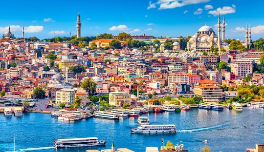 ISTANBUL, COMORILE ORIENTULUI, AVION DIN BUCURESTI, LA HOTEL DE 4*, LA TARIFUL DE 421 EURO/PERSOANA, MIC DEJUN!