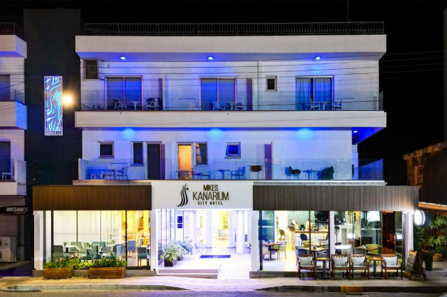 ULTIMELE LOCURI CIPRU, LARNACA, AVION DIN BUCURESTI, LA HOTEL MIKES CANARIUM 3*,  LA TARIFUL DE 533 EURO/PERSOANA, MIC DEJUN!