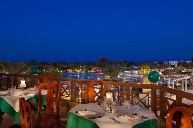ULTIMELE LOCURI EGIPT 5*****ALL INCLUSIVE PHARAOH AZUR 7 NOPTI ZBOR DIN  SIBIU/CLUJ NAPOCA CU TAXE INCLUSE