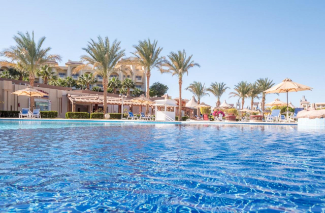 REVELION PE PLAJA IN EGYPT 5***** ALL INCLUSIVE SERENITY ALMA ZBOR CHARTER DIN CLUJ NAPOCA CU TAXE INCLUSE