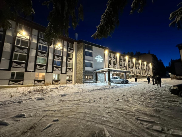 VACANTA LA SKI IN PAMPOROVO, AVION DIN BUCURESTI, LA HOTEL PANORAMA SKI 3*, LA TARIFUL DE 541 EURO/PERSOANA, DEMIPENSIUNE!