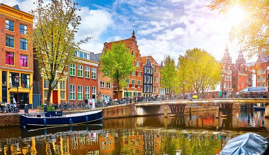 SUPER OFERTA DE CITY BREAK IN AMSTERDAM, plecare din Cluj Napoca (CS)