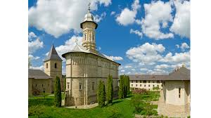 PELERINAJ IN BUCOVINA, AUTOCAR DIN BUCURESTI SI ALTE ORASE, LA HOTEL DE 3*, LA TARIFUL DE 1053 RON/PERSOANA, MIC DEJUN!