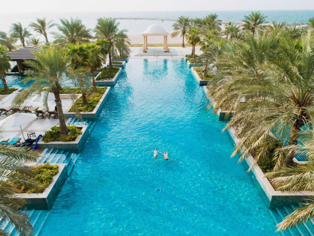 Sejur de vis la plaja in Ras Al Khaimah la doar 985 euro,avion din Bucuresti!!!Rixos Al Mairid 5* ultra all