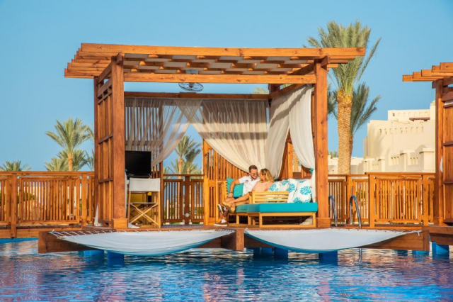 Sejur in Sharm El Sheikh: 825 euro cazare 7 nopti cu Ultra All inclusive+ transport avion+ toate taxele